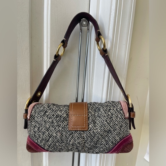 Coach Soho Tweed Demi Flap Y2K Shoulder Bag EUC - Picture 15 of 17